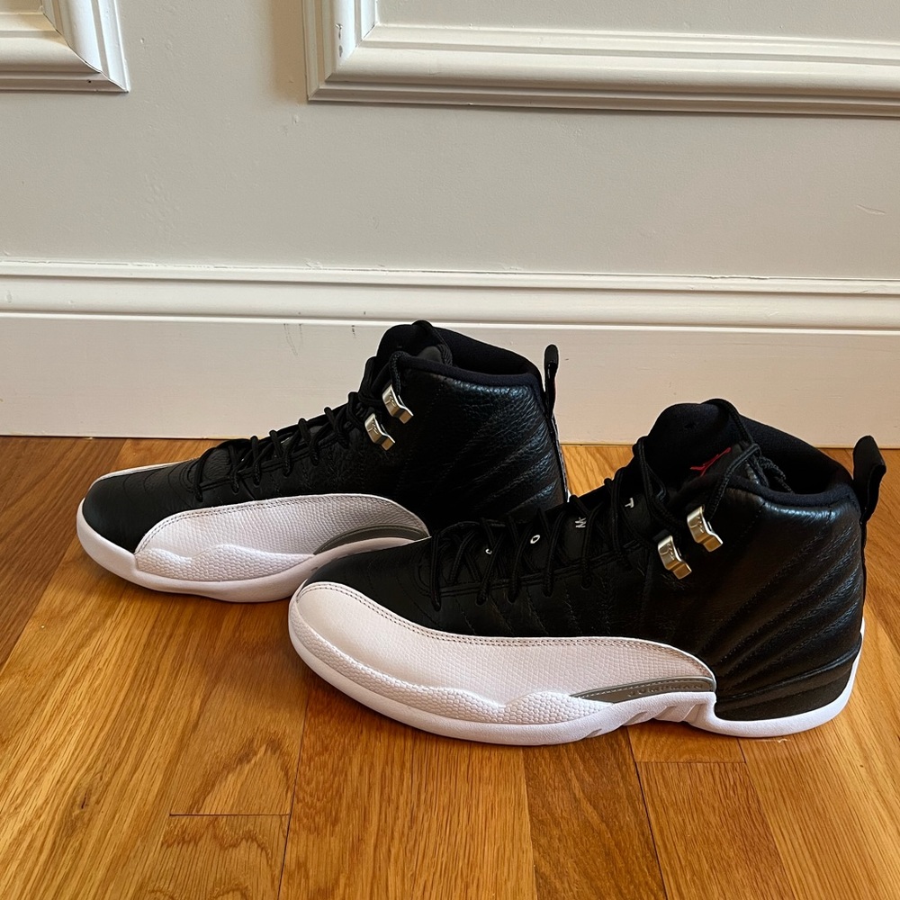 Never Worn Nike Air Jordan 12 Retro “playoffs”